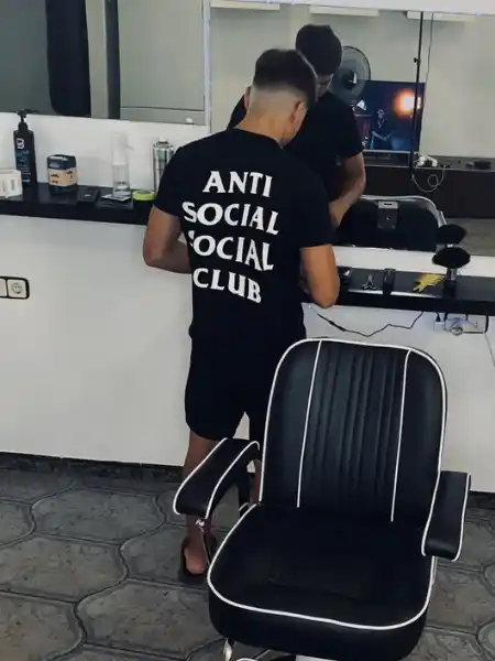 Interior de Celda Barber